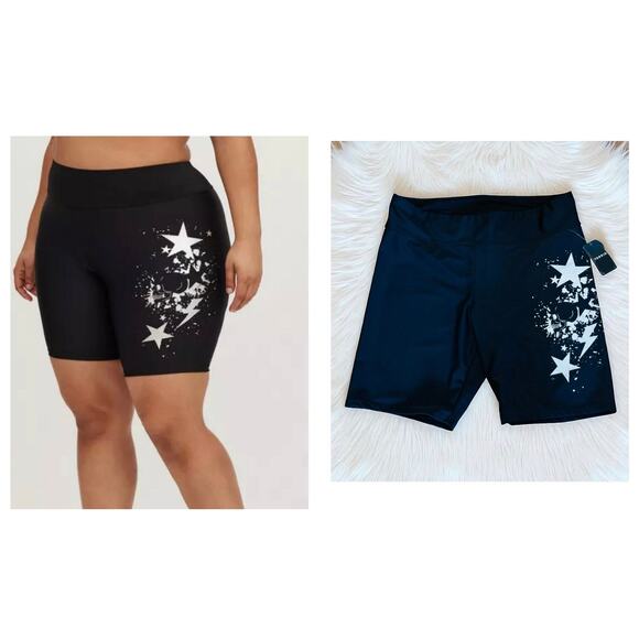 Torrid Plus Size 1 (1X) Star Skull Tattoo High Rise 8.5" Inseam Bike Swim Shorts - Picture 1 of 5
